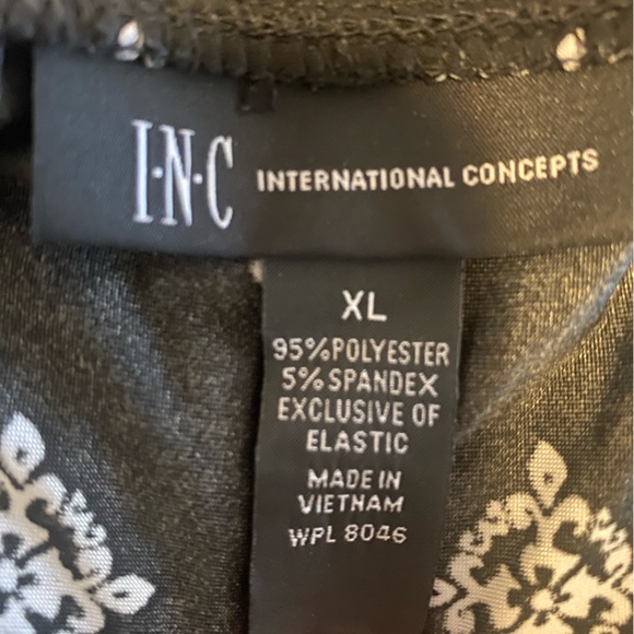 INC wide leg pants. Size XL with elastic waist band. Good condition. - Picture 7 of 12